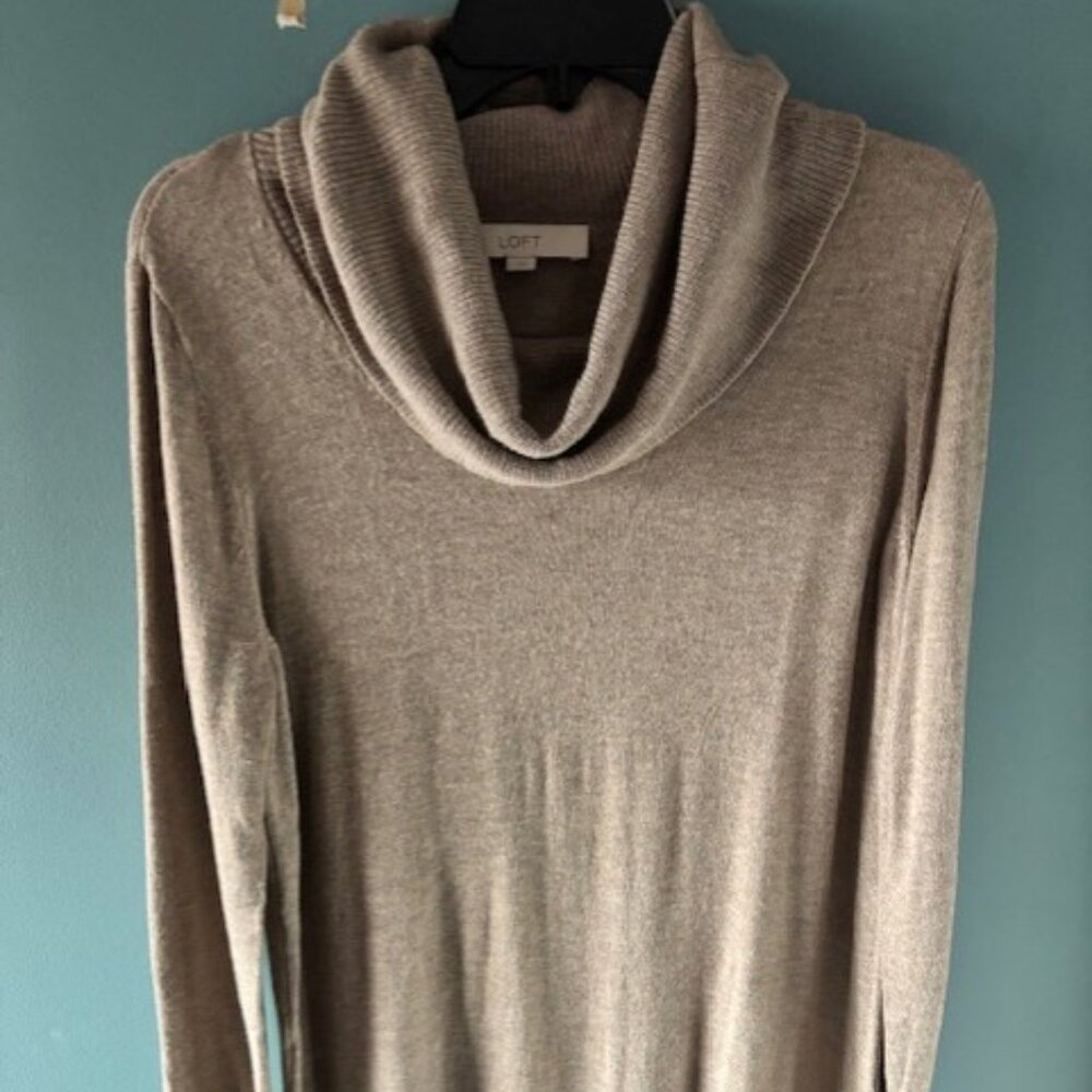 Loft L Beige Knit Sweater Long Sleeve Tunic Cowl Neck Soft Neutral Ribbed Layer